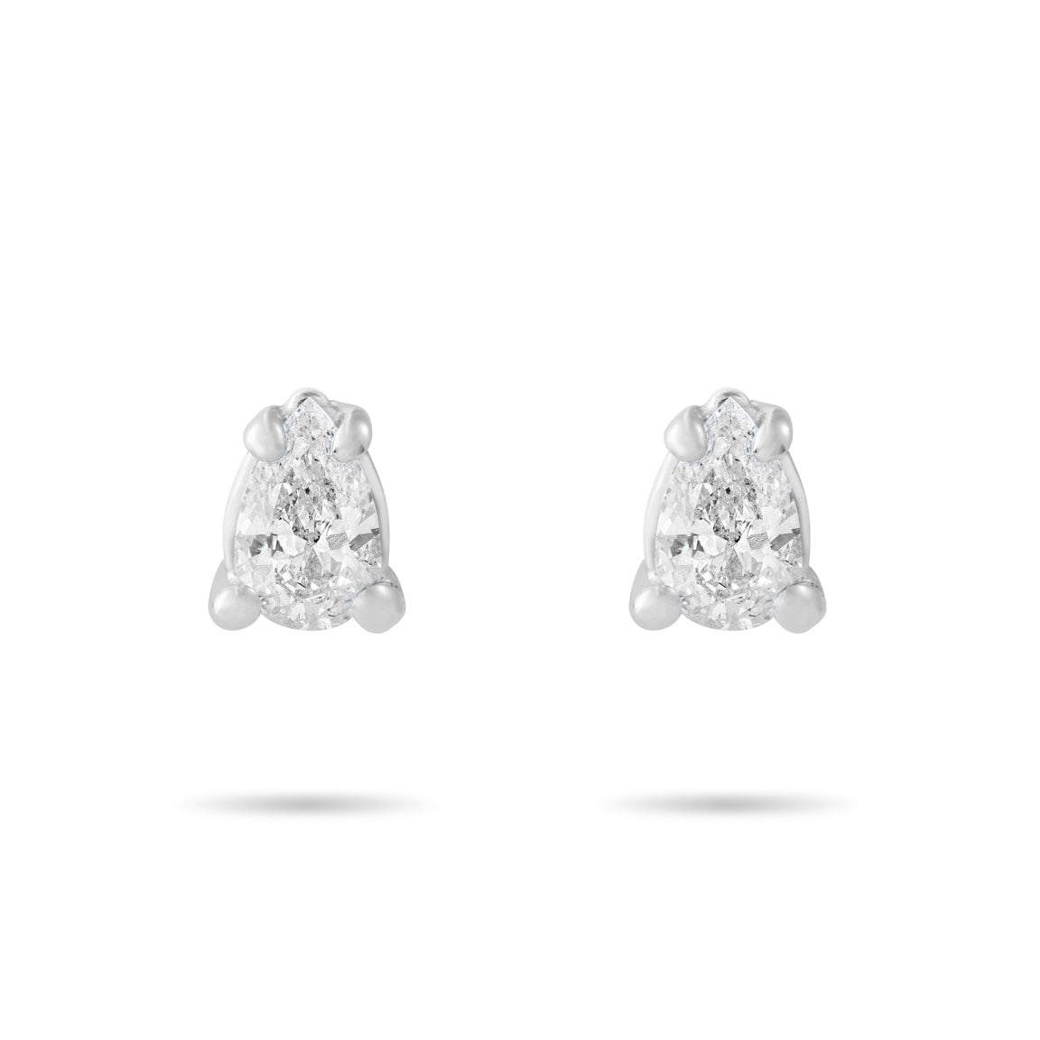 Pear diamond Stud