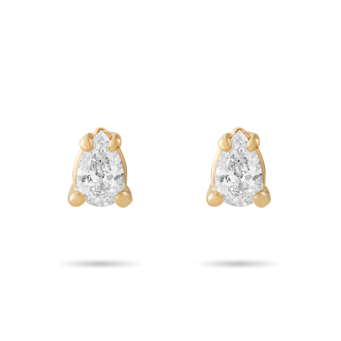 Pear diamond Stud