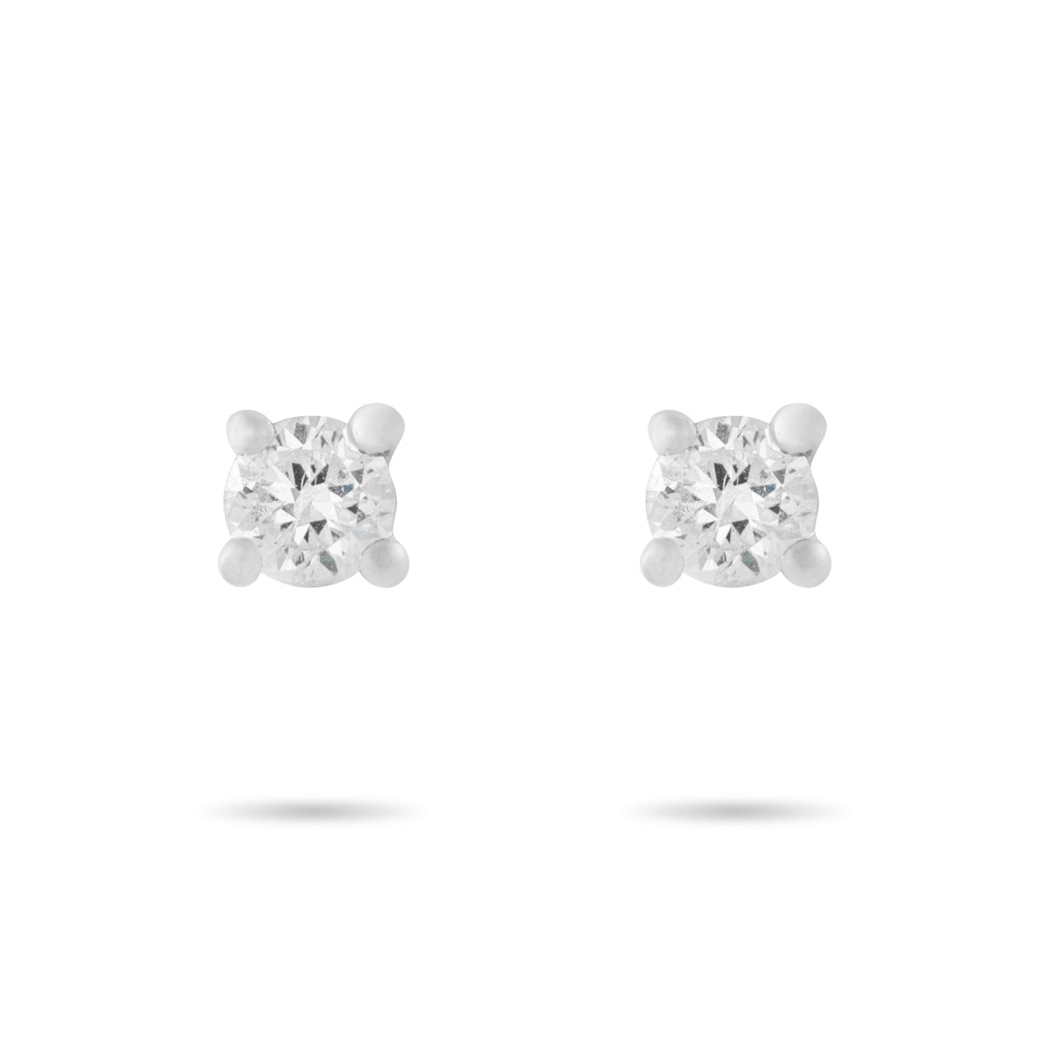 Round diamond Stud