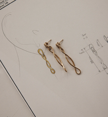 DESIGN & <br>SKETCHING